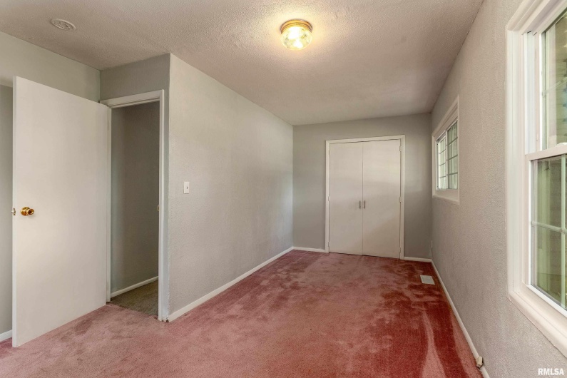 1206 Goodall Street, Marion, Illinois 62959, 3 Bedrooms Bedrooms, 0 ,2 BathroomsBathrooms,Residential,For Sale,Goodall,0,RMAEB460169