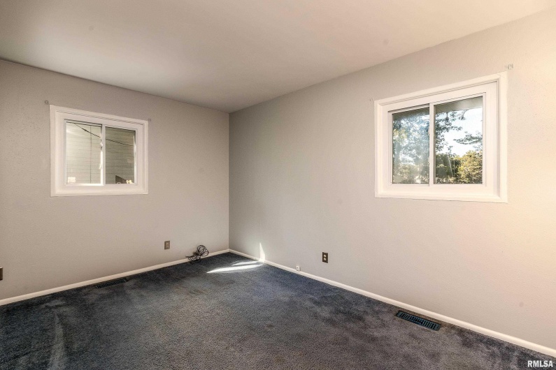 1206 Goodall Street, Marion, Illinois 62959, 3 Bedrooms Bedrooms, 0 ,2 BathroomsBathrooms,Residential,For Sale,Goodall,0,RMAEB460169