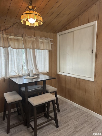 206 Homer Avenue, Harrisburg, Illinois 62946, 3 Bedrooms Bedrooms, 0 ,1 BathroomBathrooms,Residential,For Sale,Homer,0,RMAEB460171