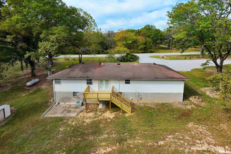8375 Highway 145 S, Harrisburg, Illinois 62946-5521, 3 Bedrooms Bedrooms, 0 ,2 BathroomsBathrooms,Residential,For Sale,Highway 145 S,0,RMAEB460176