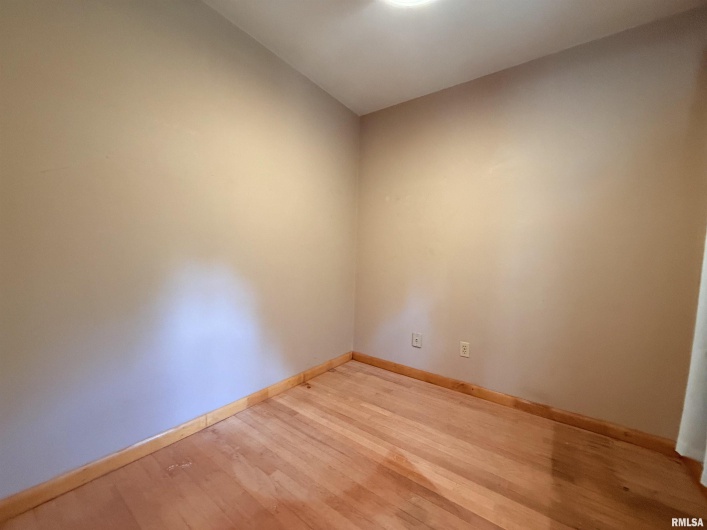 8375 Highway 145 S, Harrisburg, Illinois 62946-5521, 3 Bedrooms Bedrooms, 0 ,2 BathroomsBathrooms,Residential,For Sale,Highway 145 S,0,RMAEB460176