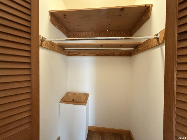 8375 Highway 145 S, Harrisburg, Illinois 62946-5521, 3 Bedrooms Bedrooms, 0 ,2 BathroomsBathrooms,Residential,For Sale,Highway 145 S,0,RMAEB460176