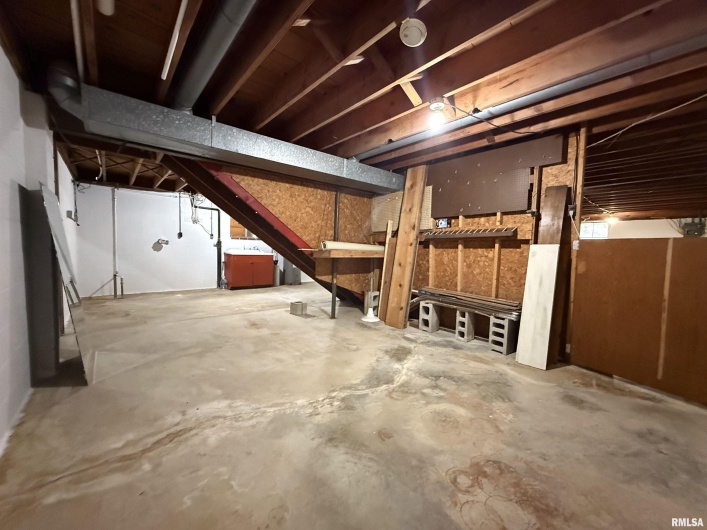 8375 Highway 145 S, Harrisburg, Illinois 62946-5521, 3 Bedrooms Bedrooms, 0 ,2 BathroomsBathrooms,Residential,For Sale,Highway 145 S,0,RMAEB460176