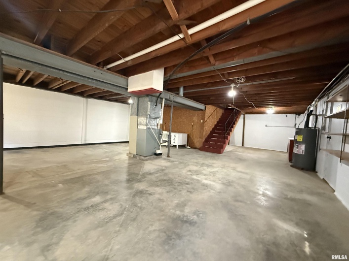 8375 Highway 145 S, Harrisburg, Illinois 62946-5521, 3 Bedrooms Bedrooms, 0 ,2 BathroomsBathrooms,Residential,For Sale,Highway 145 S,0,RMAEB460176