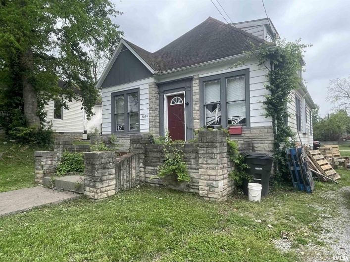 502 Beveridge Street, Carbondale, Illinois 62901, 0 , 0 ,0,Residential Income,For Sale,Beveridge,0,RMAEB460177