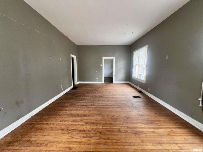 502 Beveridge Street, Carbondale, Illinois 62901, 0 , 0 ,0,Residential Income,For Sale,Beveridge,0,RMAEB460177