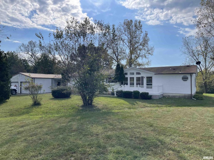 11980 Hafer Road, Carterville, Illinois 62918, 3 Bedrooms Bedrooms, 0 ,2 BathroomsBathrooms,Residential,For Sale,Hafer,0,RMAEB460180