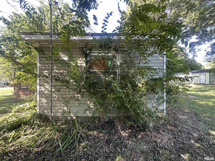 404 JACKSON Street, Carterville, Illinois 62918, 3 Bedrooms Bedrooms, 0 ,1 BathroomBathrooms,Residential,For Sale,JACKSON,0,RMAEB460188