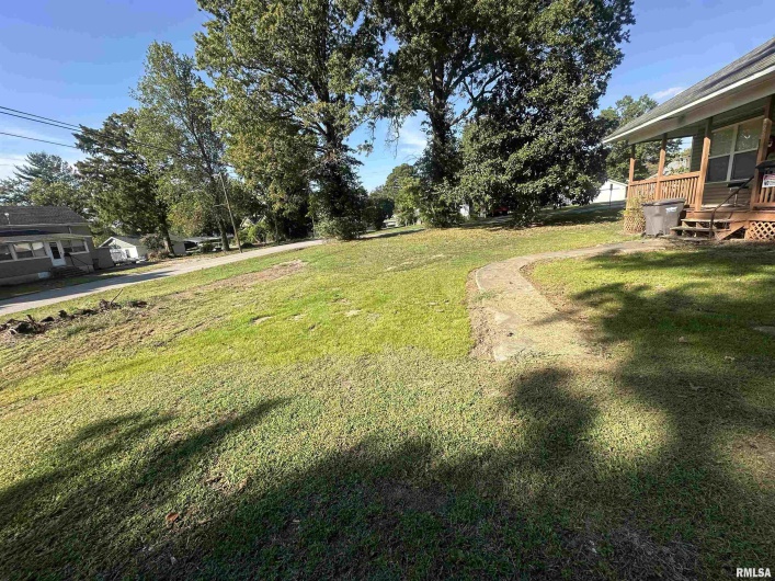 404 JACKSON Street, Carterville, Illinois 62918, 3 Bedrooms Bedrooms, 0 ,1 BathroomBathrooms,Residential,For Sale,JACKSON,0,RMAEB460188