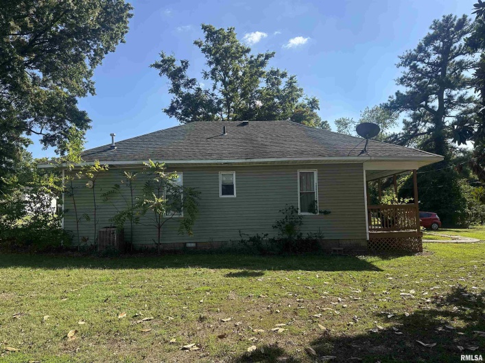 404 JACKSON Street, Carterville, Illinois 62918, 3 Bedrooms Bedrooms, 0 ,1 BathroomBathrooms,Residential,For Sale,JACKSON,0,RMAEB460188