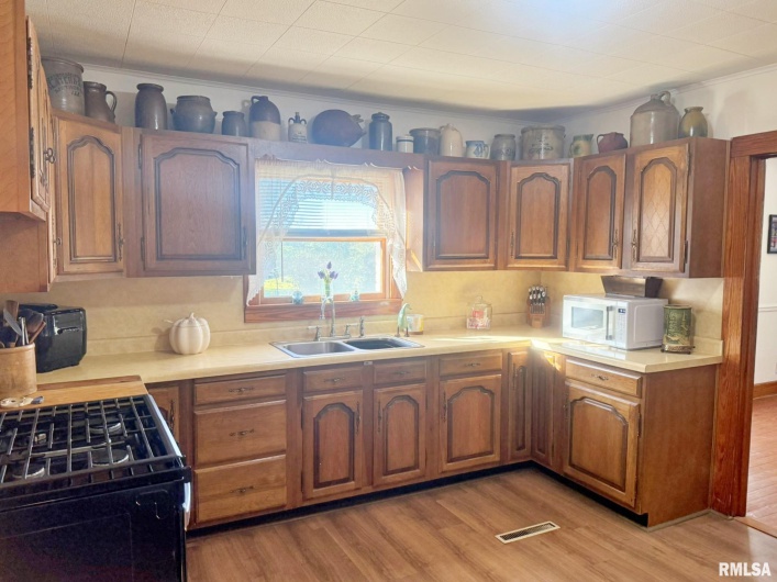 3232 IL-145 Road, Metropolis, Illinois 62960, 2 Bedrooms Bedrooms, 0 ,1 BathroomBathrooms,Residential,For Sale,IL-145,0,RMAEB460191