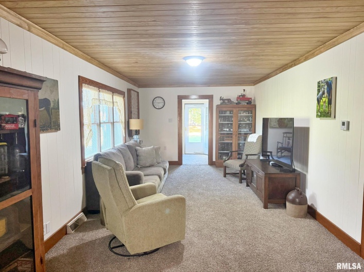3232 IL-145 Road, Metropolis, Illinois 62960, 2 Bedrooms Bedrooms, 0 ,1 BathroomBathrooms,Residential,For Sale,IL-145,0,RMAEB460191