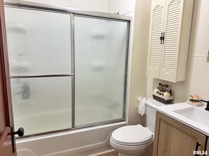 3232 IL-145 Road, Metropolis, Illinois 62960, 2 Bedrooms Bedrooms, 0 ,1 BathroomBathrooms,Residential,For Sale,IL-145,0,RMAEB460191