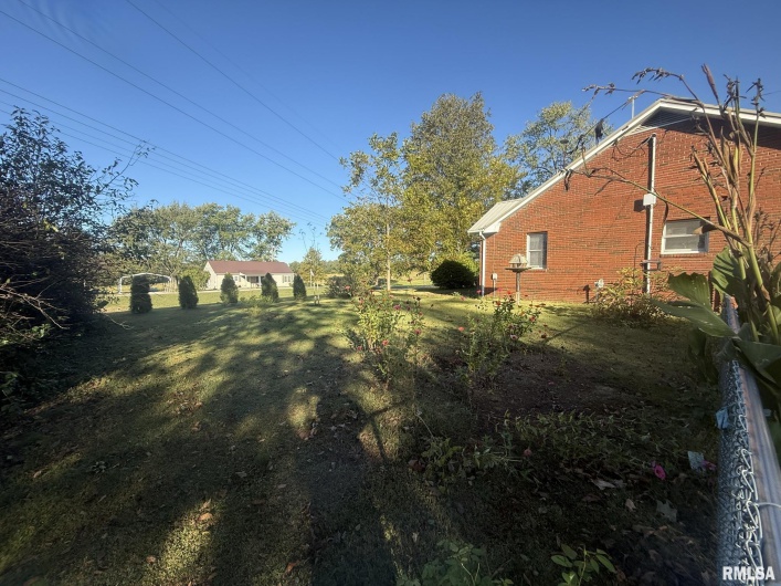 3232 IL-145 Road, Metropolis, Illinois 62960, 2 Bedrooms Bedrooms, 0 ,1 BathroomBathrooms,Residential,For Sale,IL-145,0,RMAEB460191