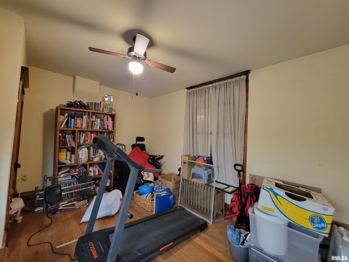 110 MONROE Street, Anna, Illinois 62906, 3 Bedrooms Bedrooms, 0 ,2 BathroomsBathrooms,Residential,For Sale,MONROE,0,RMAEB460199