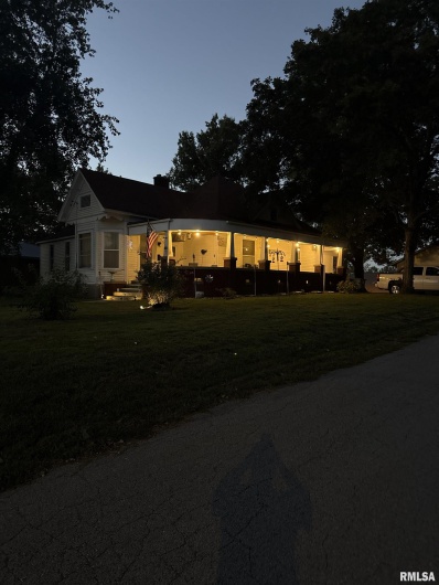 110 MONROE Street, Anna, Illinois 62906, 3 Bedrooms Bedrooms, 0 ,2 BathroomsBathrooms,Residential,For Sale,MONROE,0,RMAEB460199