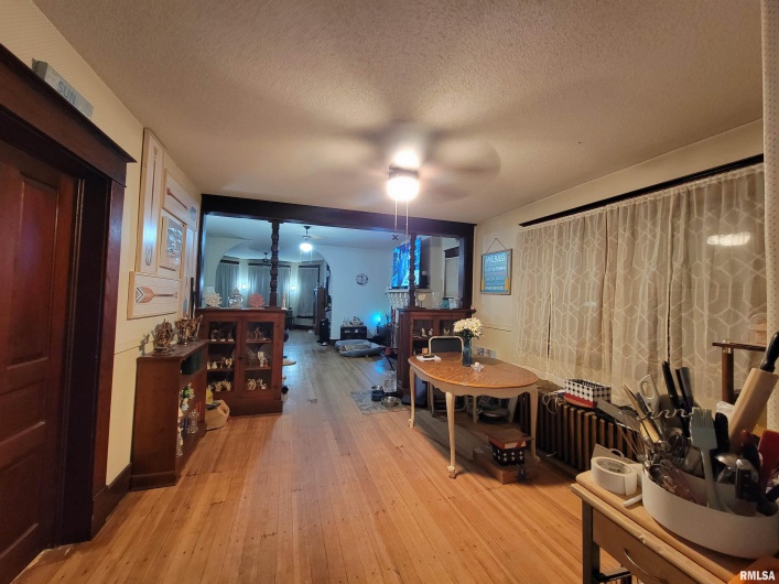 110 MONROE Street, Anna, Illinois 62906, 3 Bedrooms Bedrooms, 0 ,2 BathroomsBathrooms,Residential,For Sale,MONROE,0,RMAEB460199