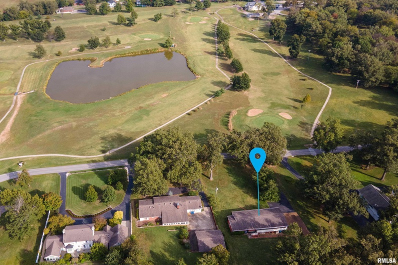 313 COUNTRY CLUB Lane, Harrisburg, Illinois 62946, 3 Bedrooms Bedrooms, 0 ,3 BathroomsBathrooms,Residential,For Sale,COUNTRY CLUB,0,RMAQC4268592