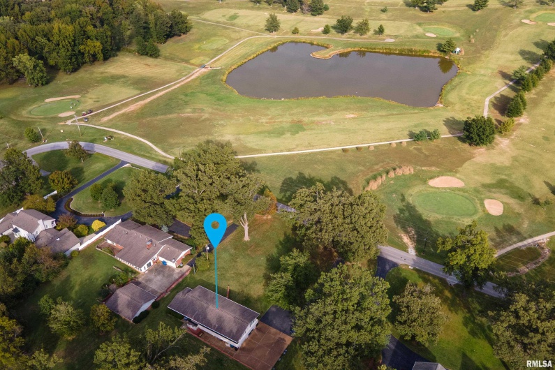 313 COUNTRY CLUB Lane, Harrisburg, Illinois 62946, 3 Bedrooms Bedrooms, 0 ,3 BathroomsBathrooms,Residential,For Sale,COUNTRY CLUB,0,RMAQC4268592