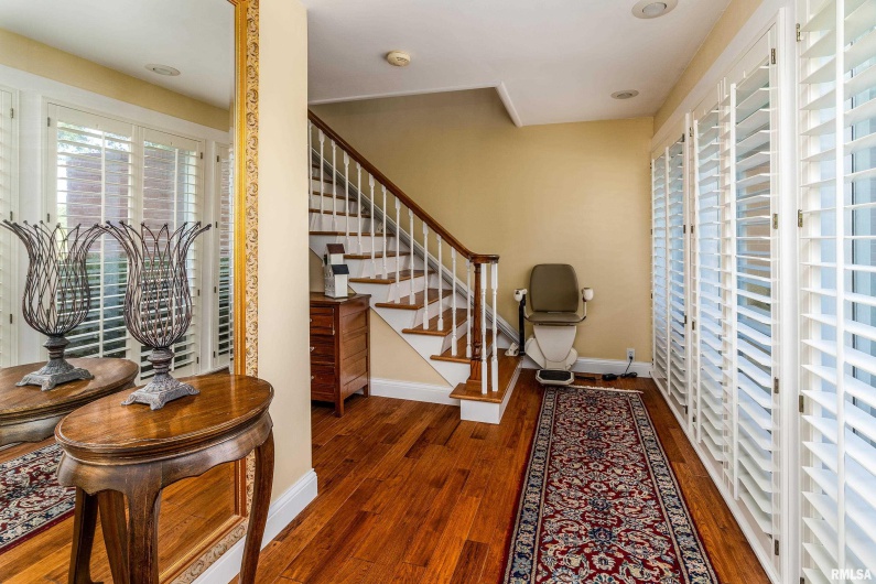 313 COUNTRY CLUB Lane, Harrisburg, Illinois 62946, 3 Bedrooms Bedrooms, 0 ,3 BathroomsBathrooms,Residential,For Sale,COUNTRY CLUB,0,RMAQC4268592