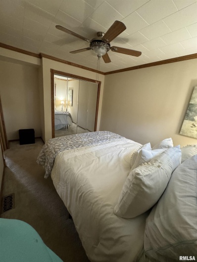 912 13TH Street, Herrin, Illinois 62948, 2 Bedrooms Bedrooms, 0 ,1 BathroomBathrooms,Residential,For Sale,13TH,0,RMAQC4265648