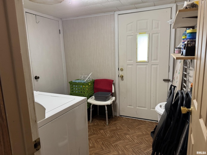 912 13TH Street, Herrin, Illinois 62948, 2 Bedrooms Bedrooms, 0 ,1 BathroomBathrooms,Residential,For Sale,13TH,0,RMAQC4265648