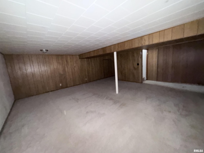 1007 HILLCREST Drive, Sparta, Illinois 62286, 3 Bedrooms Bedrooms, 0 ,1 BathroomBathrooms,Residential,For Sale,HILLCREST,0,RMAEB460209