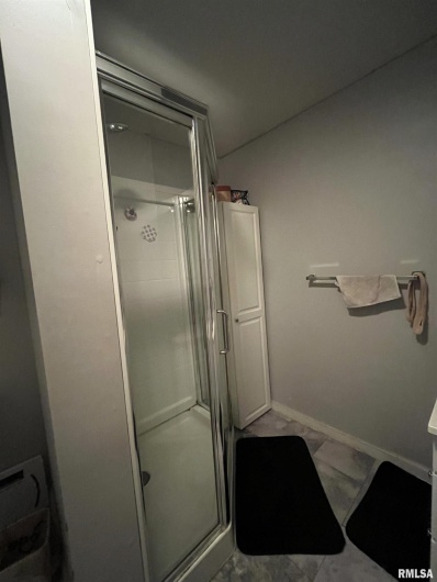 421 21ST Street, Herrin, Illinois 62948, 2 Bedrooms Bedrooms, 0 ,1 BathroomBathrooms,Residential,For Sale,21ST,0,RMAQC4267192