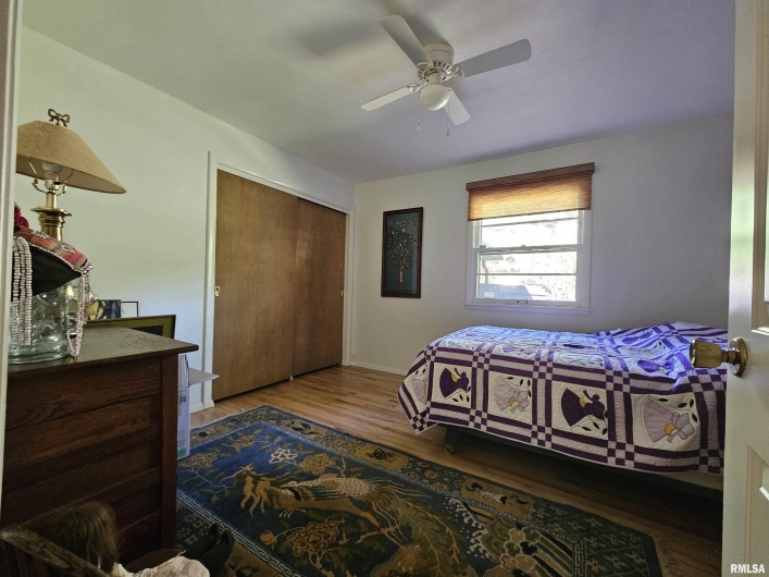 46 HILLCREST Drive, Carbondale, Illinois 62901, 3 Bedrooms Bedrooms, 0 ,3 BathroomsBathrooms,Residential,For Sale,HILLCREST,0,RMAEB460211