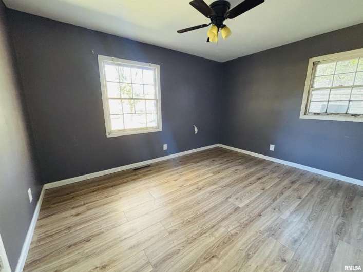 111 TOWER Road, Carbondale, Illinois 62901, 3 Bedrooms Bedrooms, 0 ,2 BathroomsBathrooms,Residential,For Sale,TOWER,0,RMAEB460206