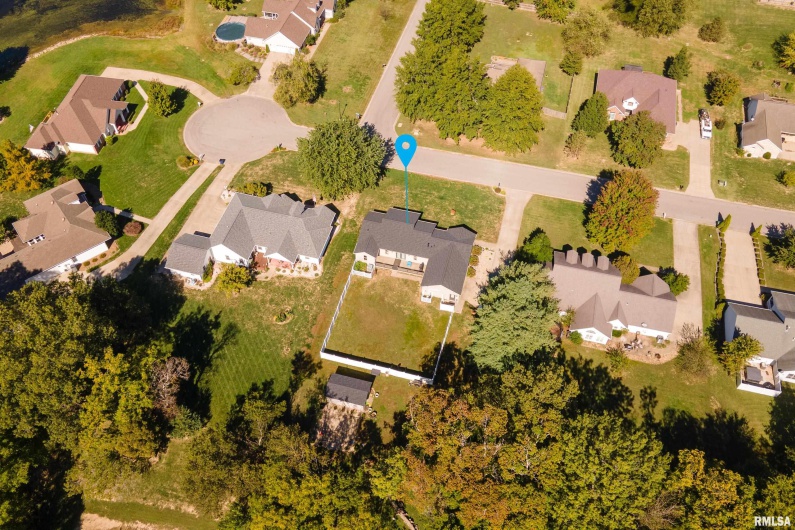 2701 HICKORY Lane, Marion, Illinois 62959, 3 Bedrooms Bedrooms, 0 ,2 BathroomsBathrooms,Residential,For Sale,HICKORY,0,RMAQC4268643
