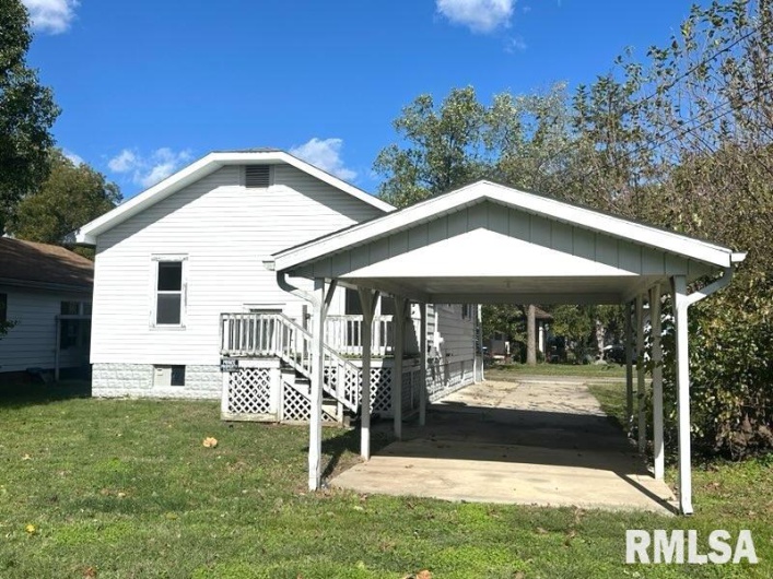 2027 HERBERT Street, Murphysboro, Illinois 62966, 2 Bedrooms Bedrooms, 0 ,1 BathroomBathrooms,Residential,For Sale,HERBERT,0,RMAEB460220