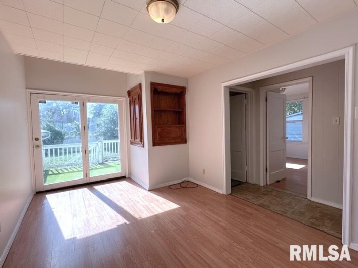 2027 HERBERT Street, Murphysboro, Illinois 62966, 2 Bedrooms Bedrooms, 0 ,1 BathroomBathrooms,Residential,For Sale,HERBERT,0,RMAEB460220