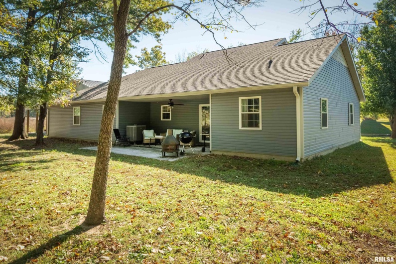 412 Noah Lane, Carterville, Illinois 62918, 3 Bedrooms Bedrooms, 0 ,2 BathroomsBathrooms,Residential,For Sale,Noah,0,RMAQC4268650