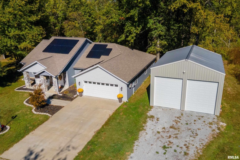 412 Noah Lane, Carterville, Illinois 62918, 3 Bedrooms Bedrooms, 0 ,2 BathroomsBathrooms,Residential,For Sale,Noah,0,RMAQC4268650