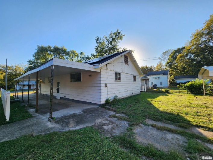 2308 ALEXANDER Street, Murphysboro, Illinois 62966, 3 Bedrooms Bedrooms, 0 ,1 BathroomBathrooms,Residential,For Sale,ALEXANDER,0,RMAEB460223