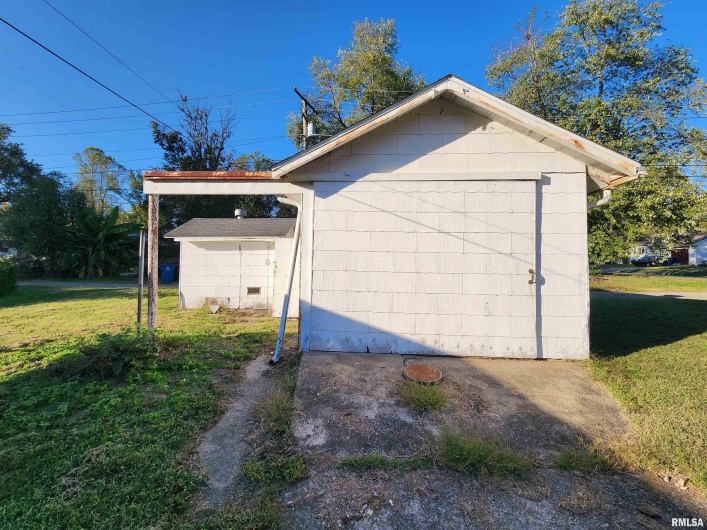 2308 ALEXANDER Street, Murphysboro, Illinois 62966, 3 Bedrooms Bedrooms, 0 ,1 BathroomBathrooms,Residential,For Sale,ALEXANDER,0,RMAEB460223