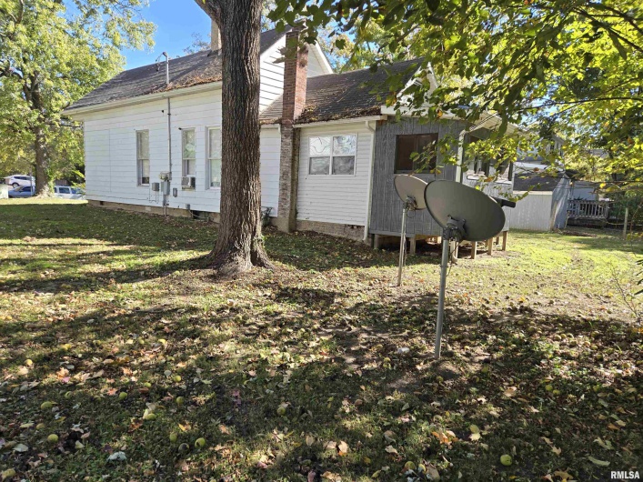 408 SPRINGER Street, Carbondale, Illinois 62901, 0 , 0 ,0,Residential Income,For Sale,SPRINGER,0,RMAEB460226