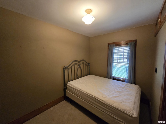 211 MCNEIL Street, Carterville, Illinois 62918, 2 Bedrooms Bedrooms, 0 ,2 BathroomsBathrooms,Residential,For Sale,MCNEIL,0,RMAQC4268669