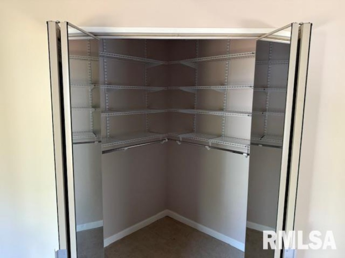538 17TH Street, Murphysboro, Illinois 62966, 2 Bedrooms Bedrooms, 0 ,2 BathroomsBathrooms,Residential,For Sale,17TH,0,RMAEB460229