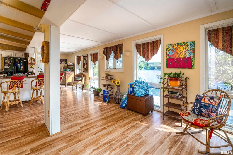 755 LAKESHORE Drive, Goreville, Illinois 62939, 2 Bedrooms Bedrooms, 0 ,2 BathroomsBathrooms,Residential,For Sale,LAKESHORE,0,RMAEB460236