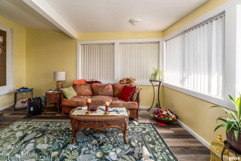 755 LAKESHORE Drive, Goreville, Illinois 62939, 2 Bedrooms Bedrooms, 0 ,2 BathroomsBathrooms,Residential,For Sale,LAKESHORE,0,RMAEB460236