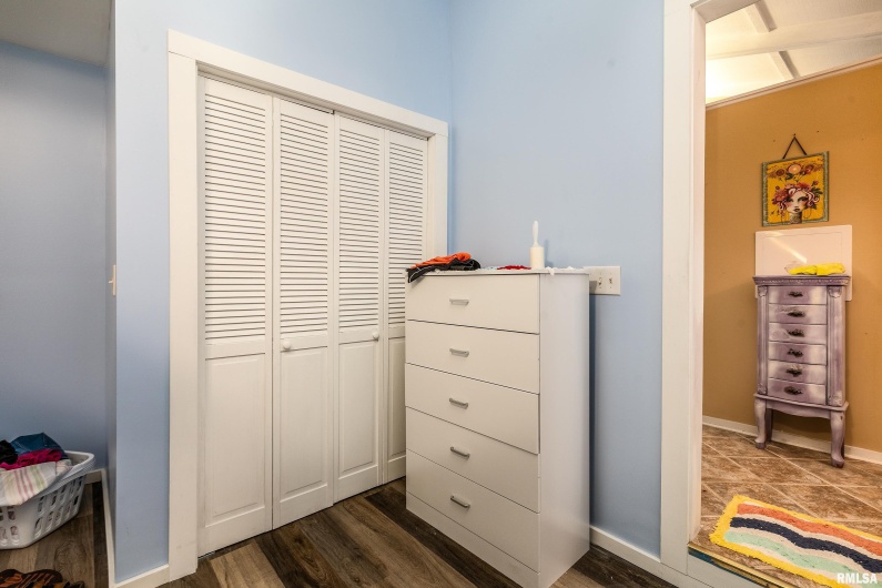 755 LAKESHORE Drive, Goreville, Illinois 62939, 2 Bedrooms Bedrooms, 0 ,2 BathroomsBathrooms,Residential,For Sale,LAKESHORE,0,RMAEB460236