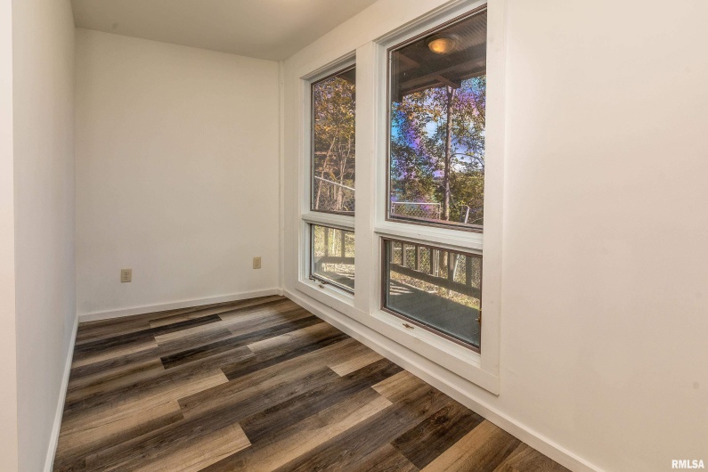 755 LAKESHORE Drive, Goreville, Illinois 62939, 2 Bedrooms Bedrooms, 0 ,2 BathroomsBathrooms,Residential,For Sale,LAKESHORE,0,RMAEB460236