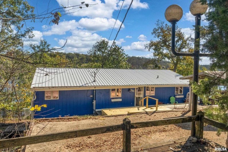 755 LAKESHORE Drive, Goreville, Illinois 62939, 2 Bedrooms Bedrooms, 0 ,2 BathroomsBathrooms,Residential,For Sale,LAKESHORE,0,RMAEB460236