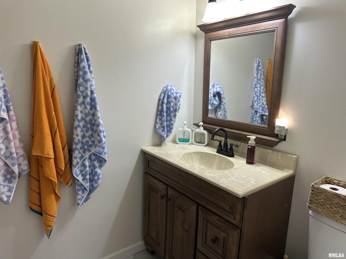 1307 CHARLES Street, Carterville, Illinois 62918, 3 Bedrooms Bedrooms, 0 ,2 BathroomsBathrooms,Residential,For Sale,CHARLES,0,RMAEB460237