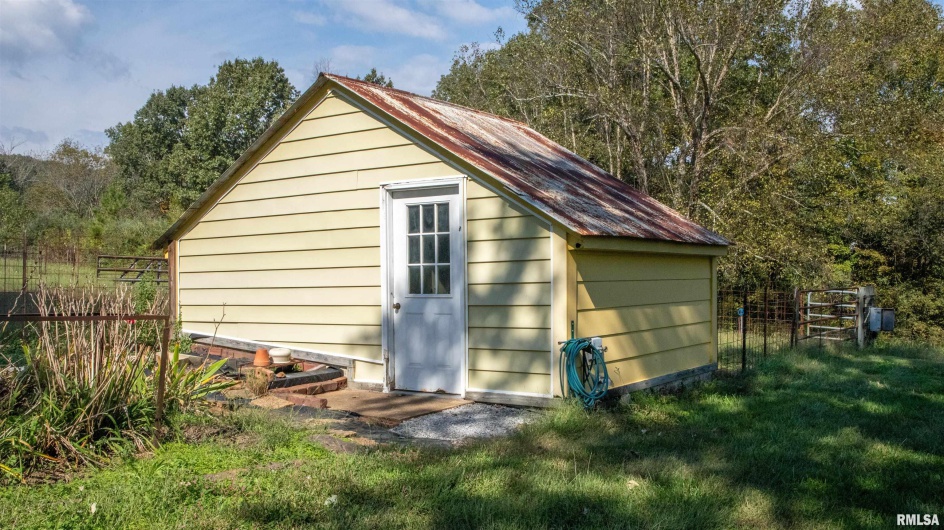 2680 US Hwy 45 Highway, Vienna, Illinois 62995, 3 Bedrooms Bedrooms, 0 ,1 BathroomBathrooms,Residential,For Sale,US Hwy 45,0,RMAEB460239