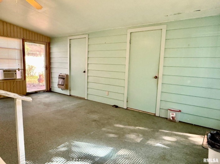 1400 CATHERINE Street, Metropolis, Illinois 62960, 3 Bedrooms Bedrooms, 0 ,2 BathroomsBathrooms,Residential,For Sale,CATHERINE,0,RMAEB460240