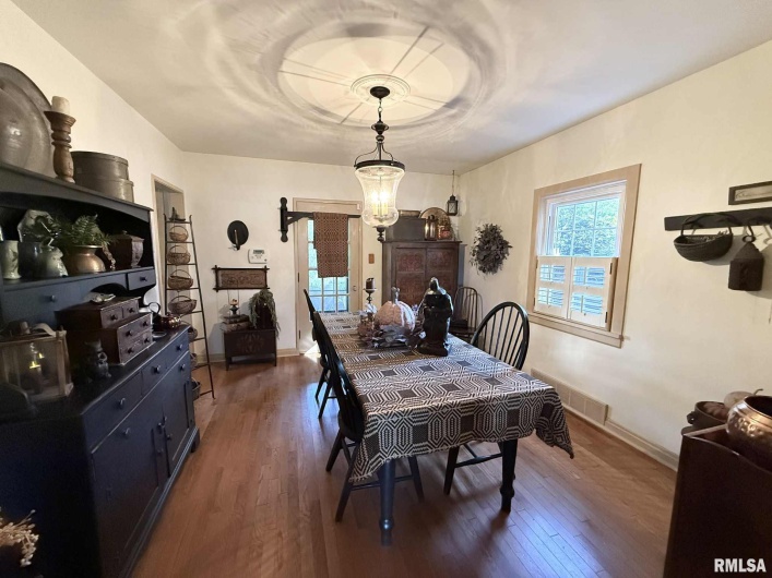 200 12TH Street, Herrin, Illinois 62948, 4 Bedrooms Bedrooms, 0 ,3 BathroomsBathrooms,Residential,For Sale,12TH,0,RMAQC4268705