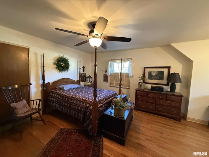 200 12TH Street, Herrin, Illinois 62948, 4 Bedrooms Bedrooms, 0 ,3 BathroomsBathrooms,Residential,For Sale,12TH,0,RMAQC4268705